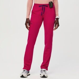 Figs Women's Petite Skinny Scrub “Yola” XS Pants  in Ultra Rose